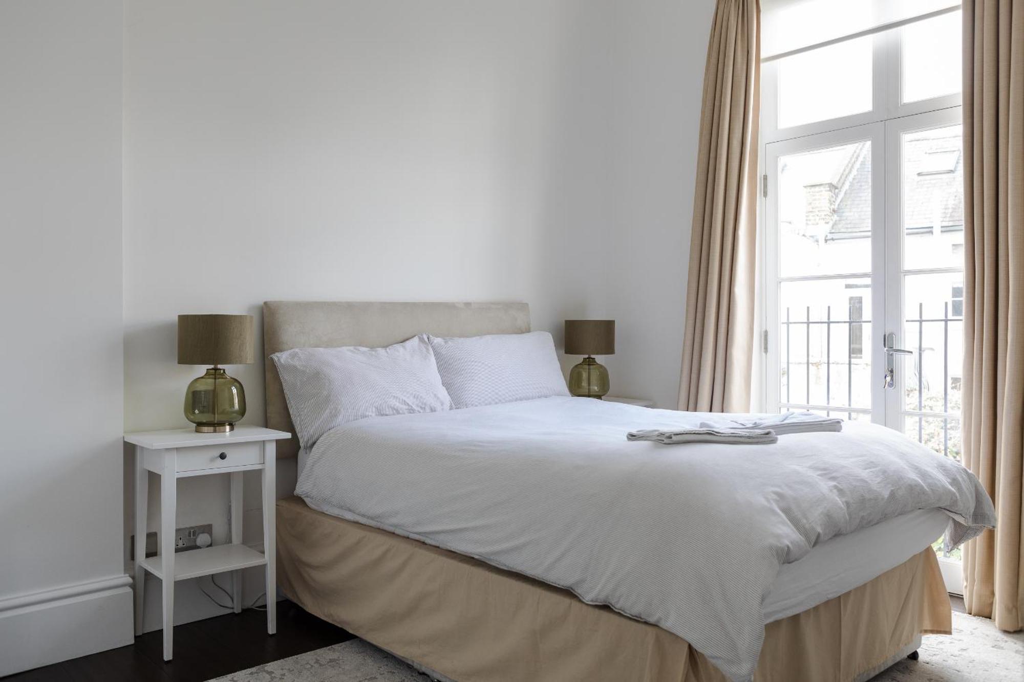 Number 53 - Stunning Maisonette With Parking In Kensington & Chelsea Londres Exterior foto